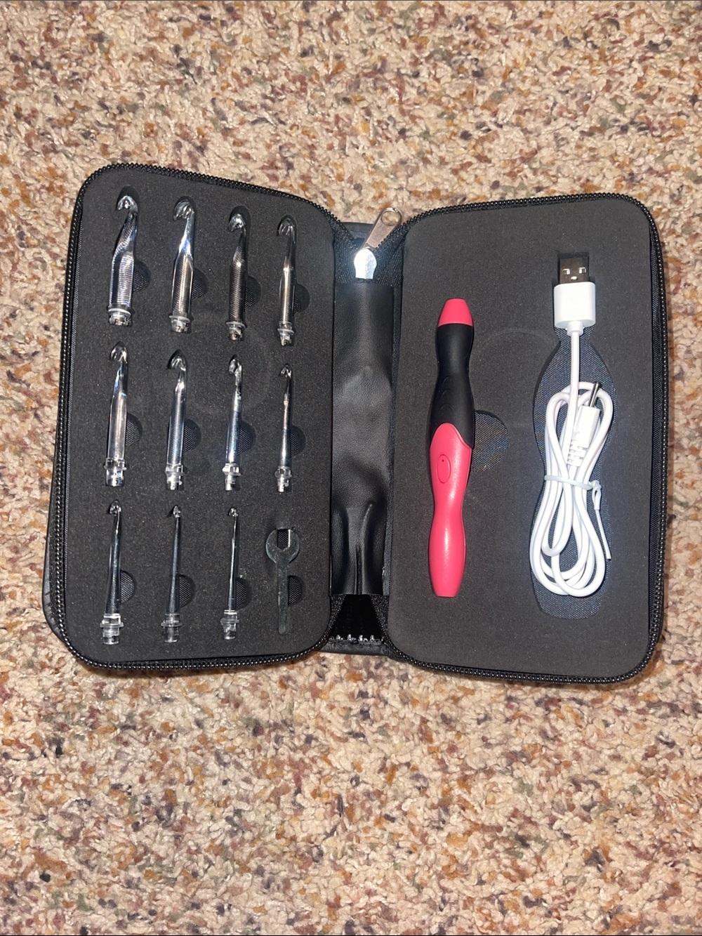 Light Up Crochet Hook Kit